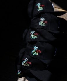 画像2: CALEE(キャリー) / EMBROIDERY ORIENTAL SNAKE LOGO BASEBALL CAP＜EXCLUSIVE＞ (2)